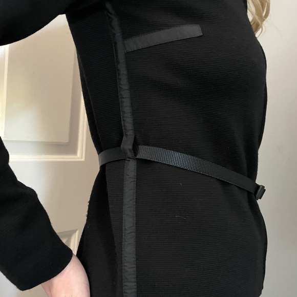 PRADA Women’s  Wool Zip Up Jacket with hoody size 44/medium - Picture 6 of 13